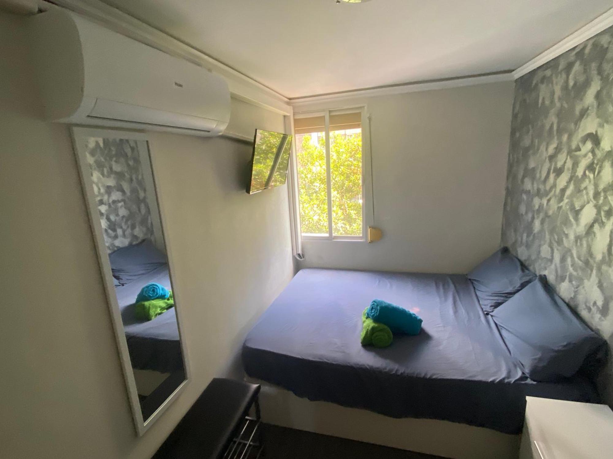 Habitaciones Cerca Del Centro De Barcelona, Barceloneta, Aeropuerto Y Fira L'Hospitalet de Llobregat Luaran gambar
